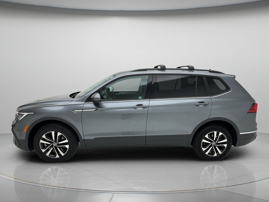 Used 2022 Volkswagen Tiguan S FWD image 7