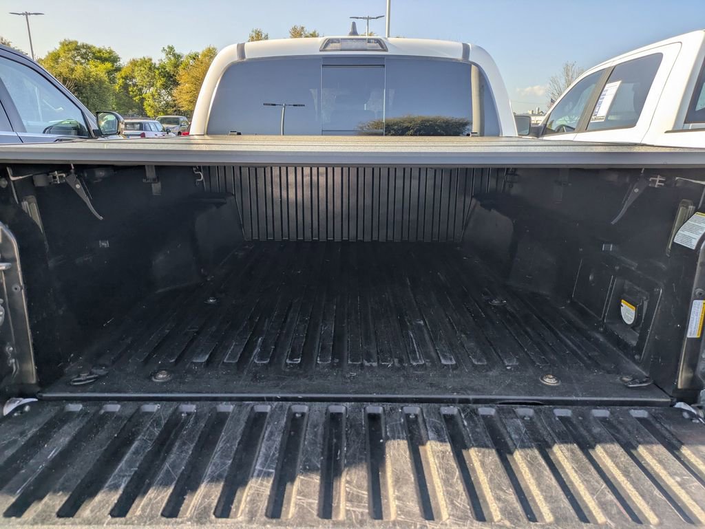 Used 2022 Toyota Tacoma TRD Off-Road w/ Technology Package image 26