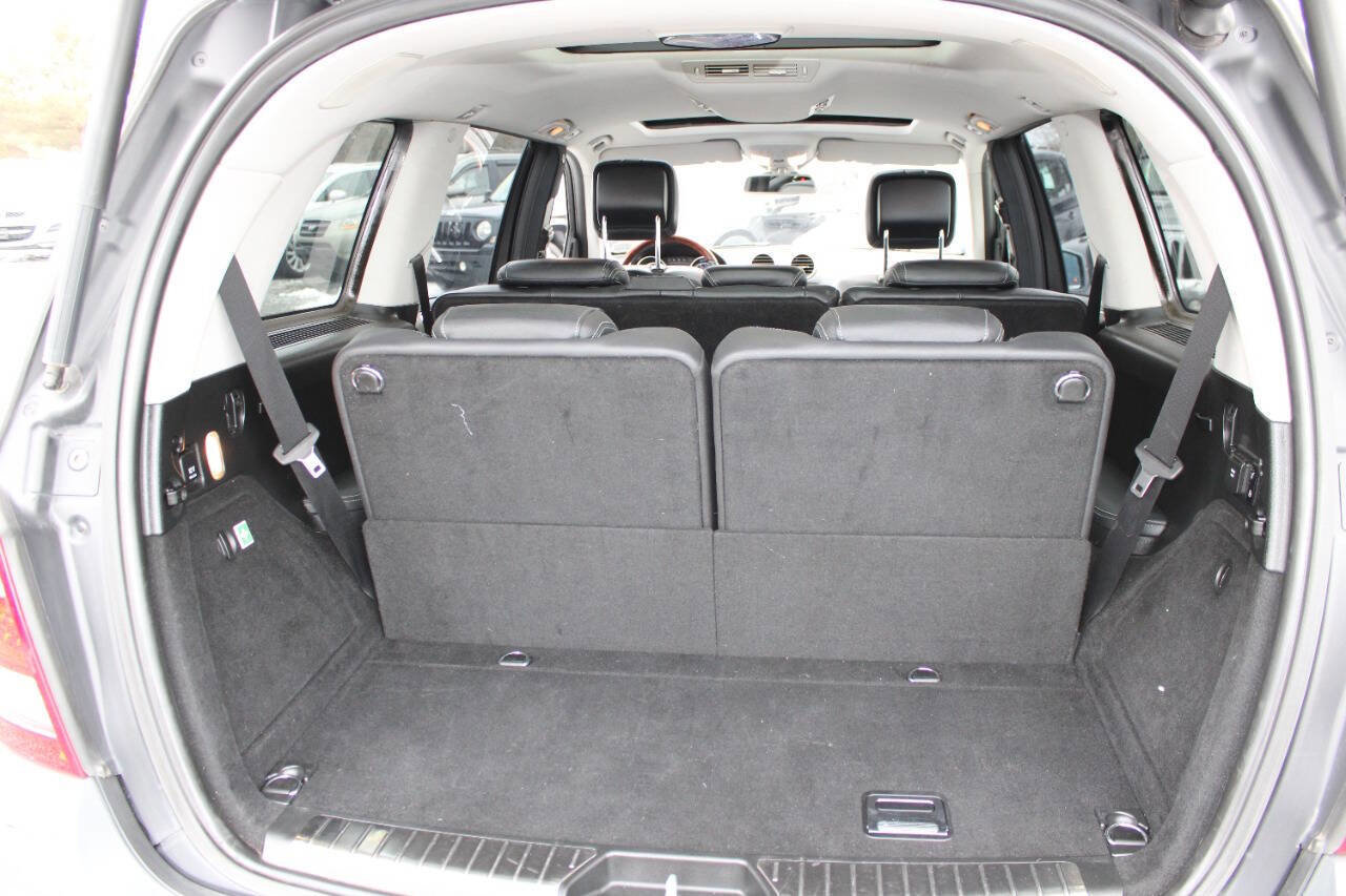 Used 2012 Mercedes-Benz GL 550 GL 550 4MATIC AWD 4dr SUV image 29