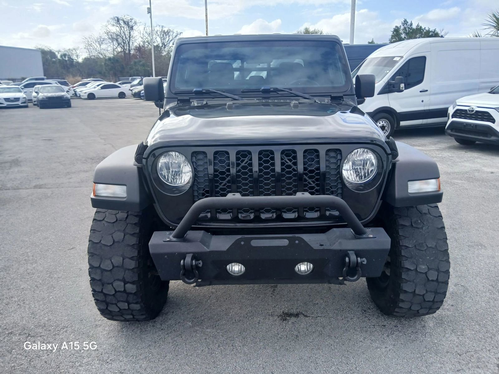Used 2020 Jeep Gladiator Sport w/ Quick Order Package 24S image 3