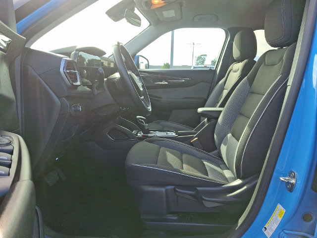 Certified 2024 Chevrolet TrailBlazer LT w/ LT Cold Weather Package AWD/4WD image 15
