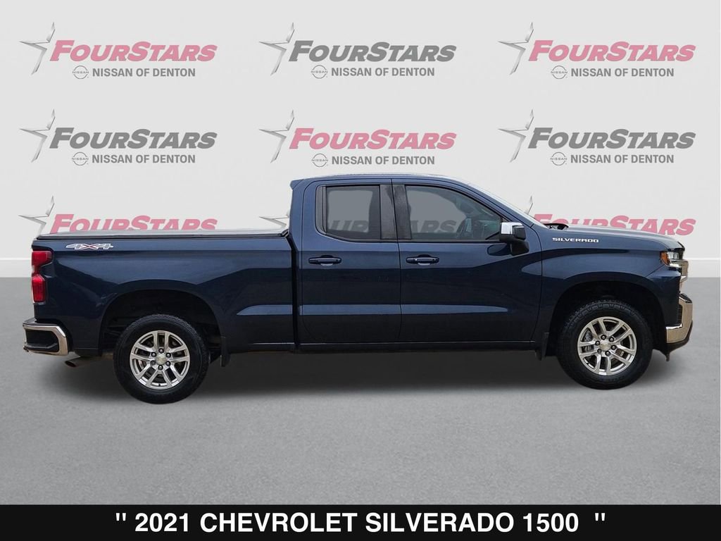 Used 2021 Chevrolet Silverado 1500 LT w/ Convenience Package II AWD/4WD image 3
