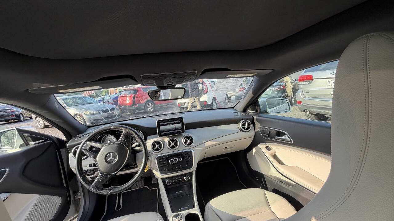 Used 2014 Mercedes-Benz CLA 250 4MATIC image 13