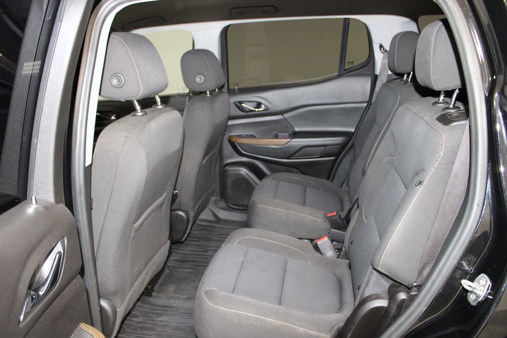 Used 2022 GMC Acadia SLE w/ Driver Convenience Package image 23
