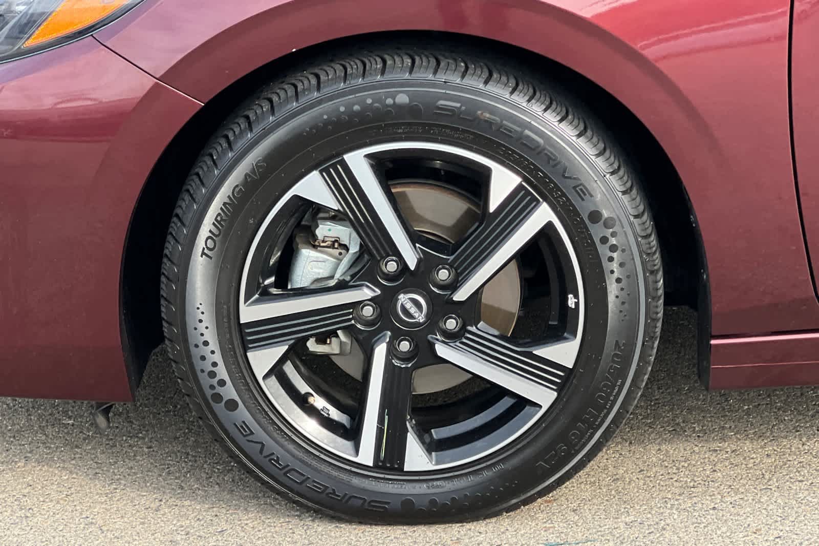 Used 2025 Nissan Sentra SV FWD image 13