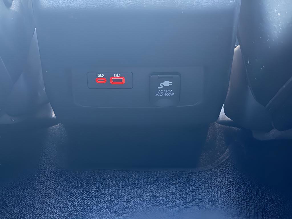 Used 2022 Nissan Frontier PRO-4X w/ Pro-4X Premium Package image 12