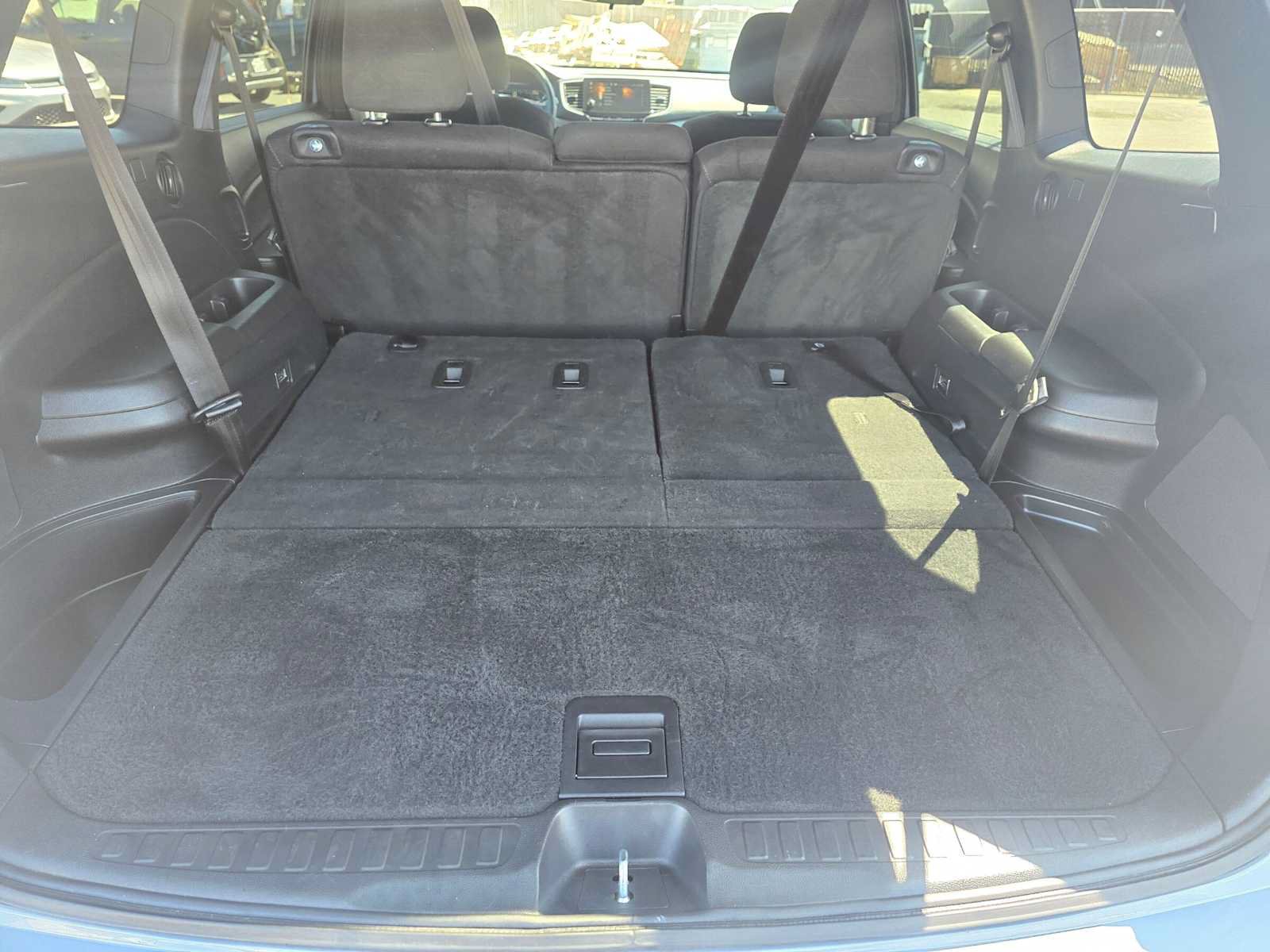 Used 2022 Honda Pilot Sport image 14