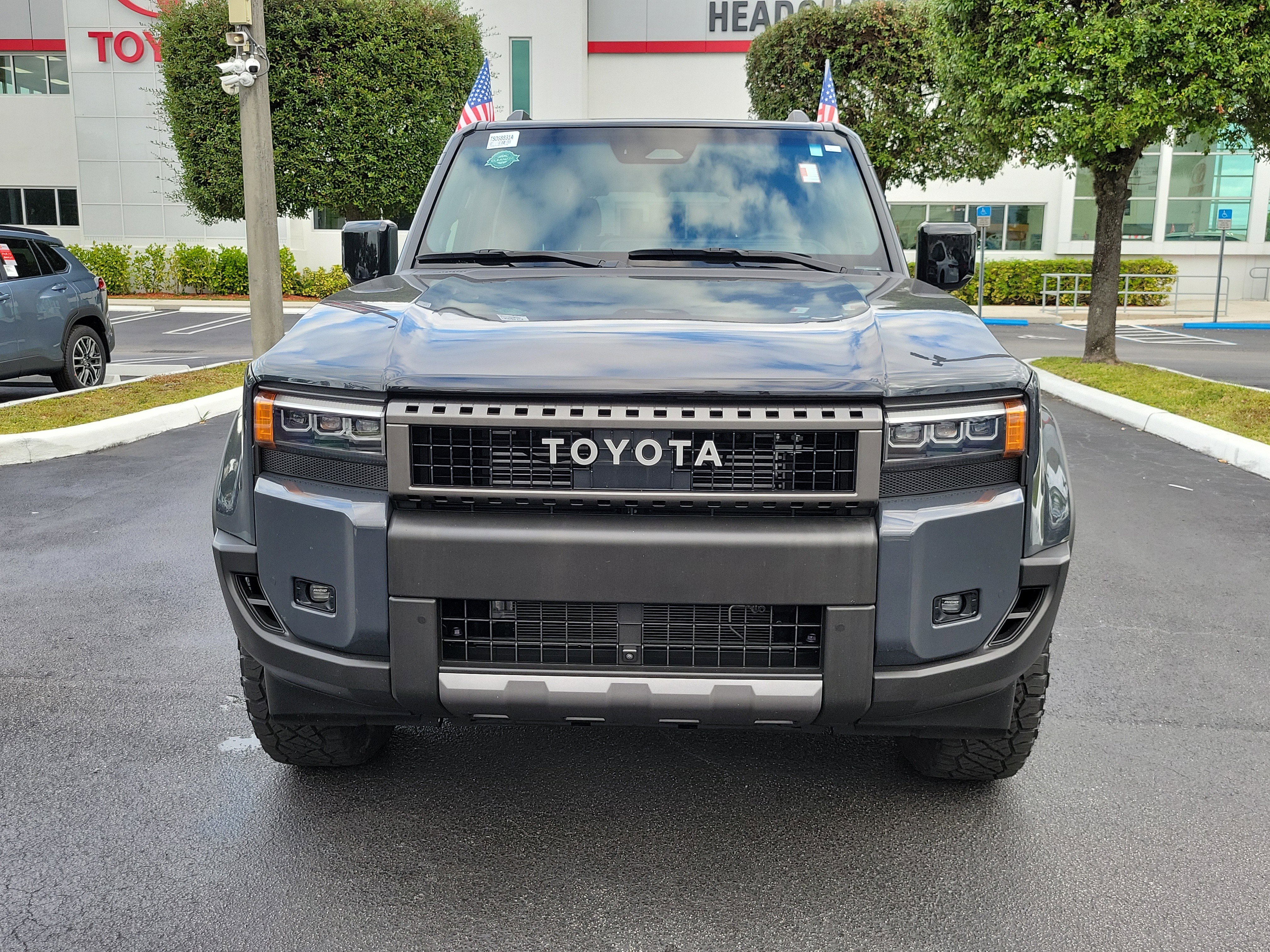 Used 2024 Toyota Land Cruiser image 4