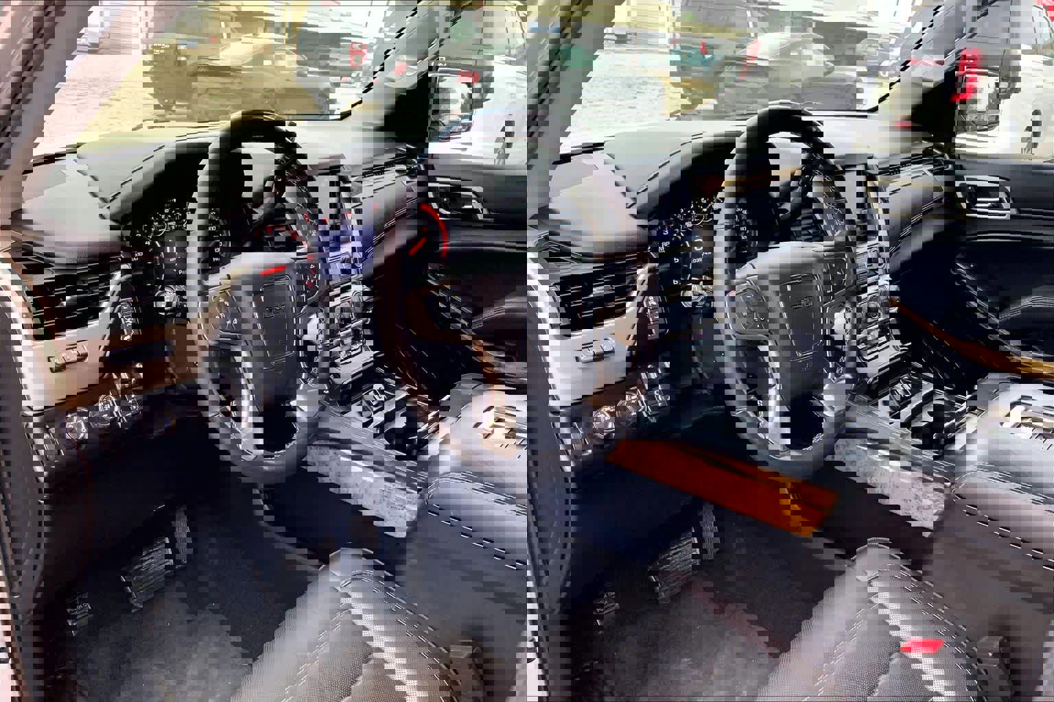 Used 2016 GMC Yukon XL Denali w/ Open Road Package image 16