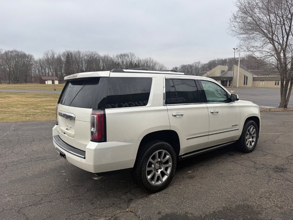 Used 2015 GMC Yukon Denali w/ Premium Package image 5