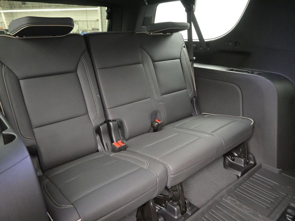 New 2026 GMC Yukon XL Elevation image 8