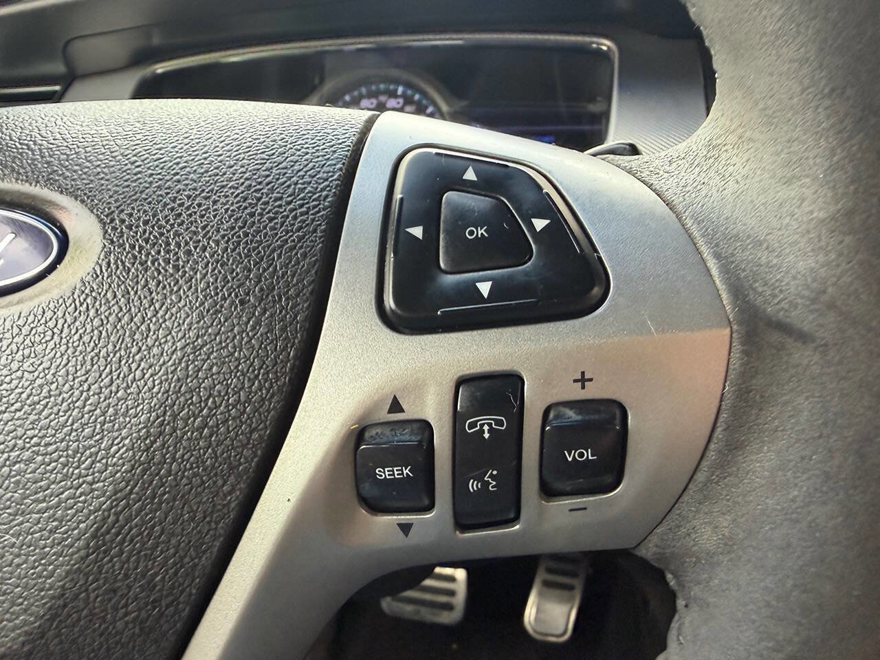 Used 2013 Ford Taurus SHO image 28