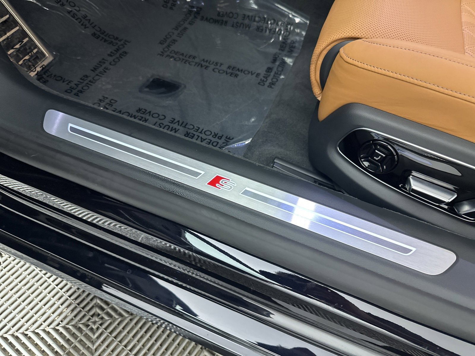 New 2025 Audi S8 image 12