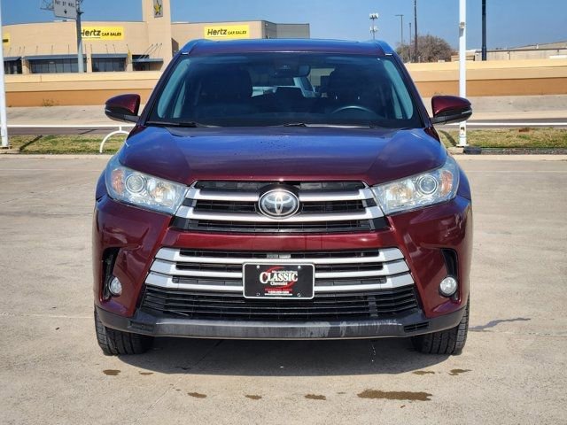 Used 2019 Toyota Highlander XLE image 10