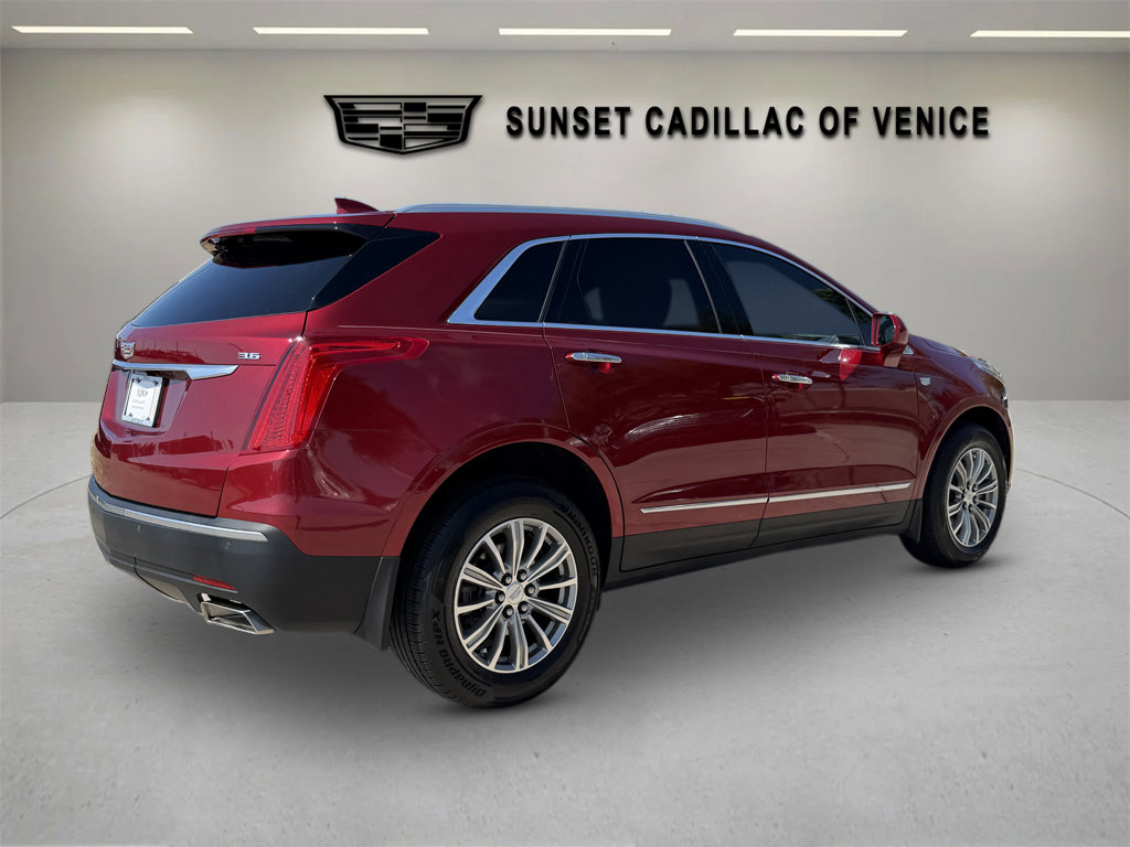 Used 2019 Cadillac XT5 Luxury image 3