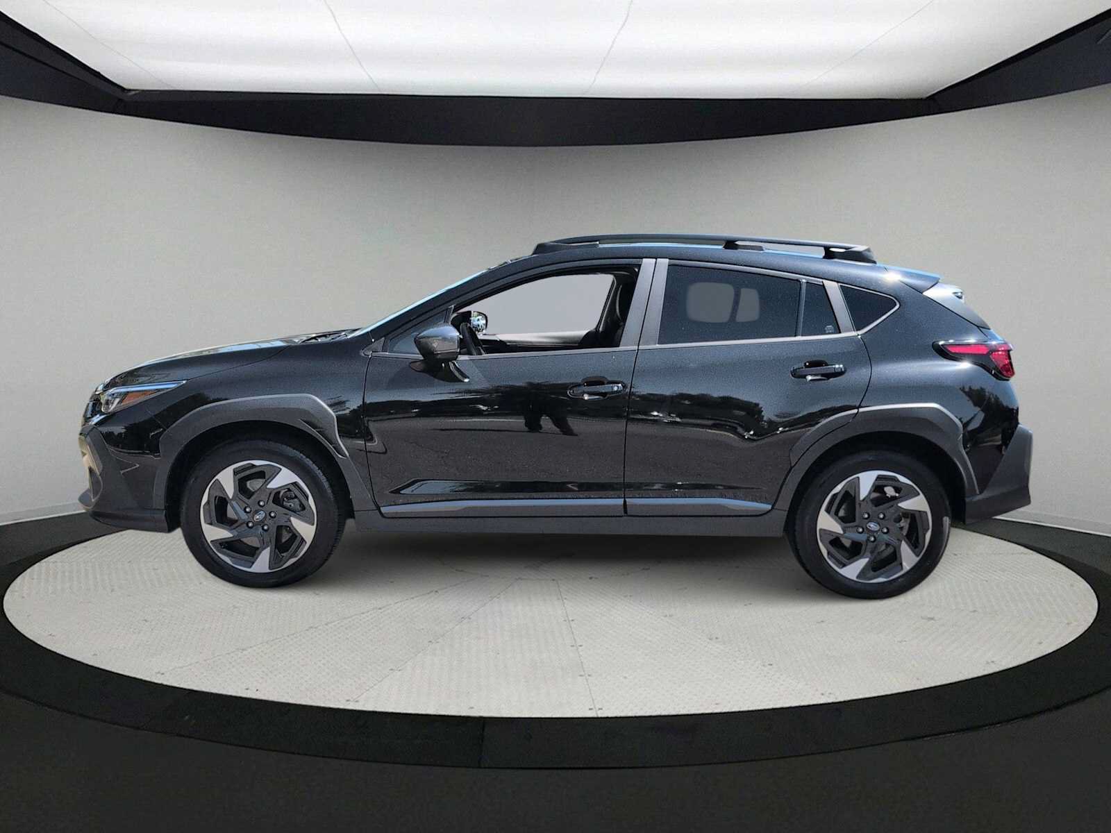 Certified 2024 Subaru Crosstrek 2.5i Limited w/ Crosstrek Mirror Package AWD/4WD image 5