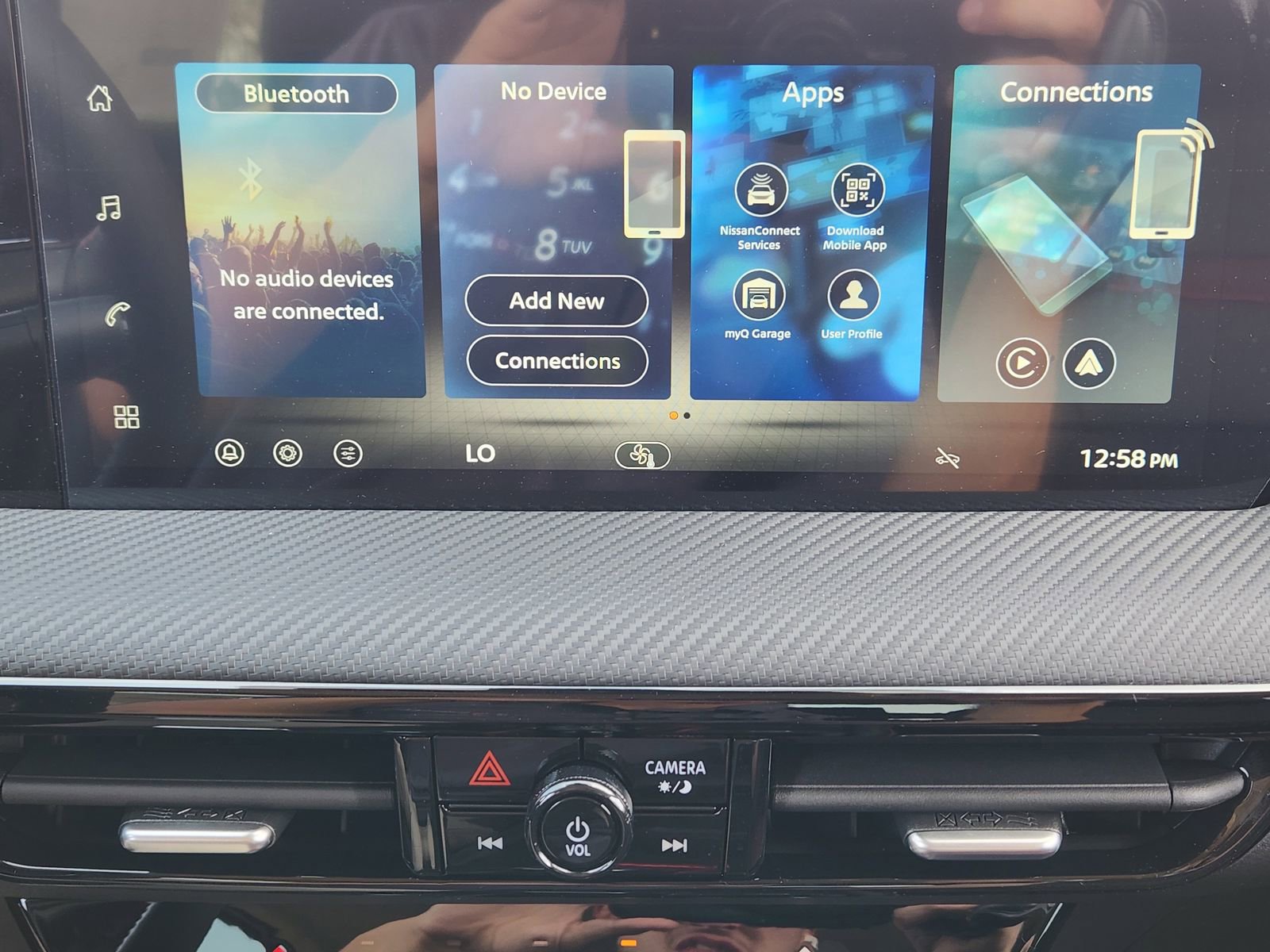 New 2026 Nissan Kicks SR image 16