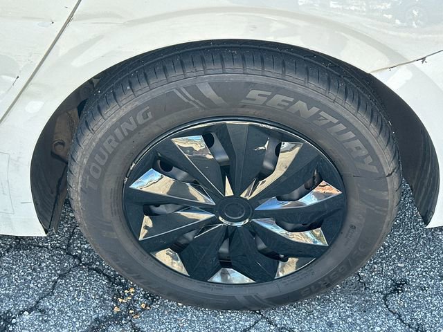 Used 2020 Kia Forte Sedan image 16