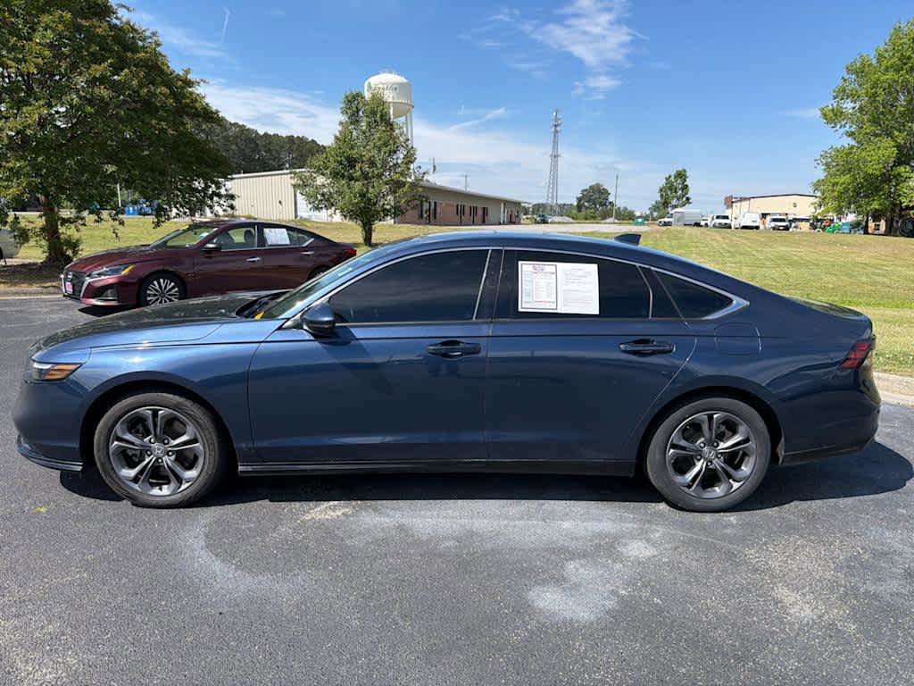 Used 2023 Honda Accord EX-L image 2