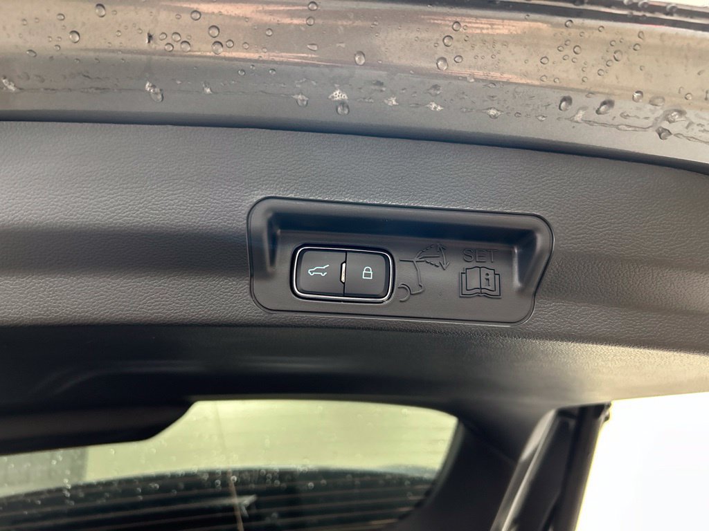 New 2027 Ford Explorer Active AWD/4WD image 29