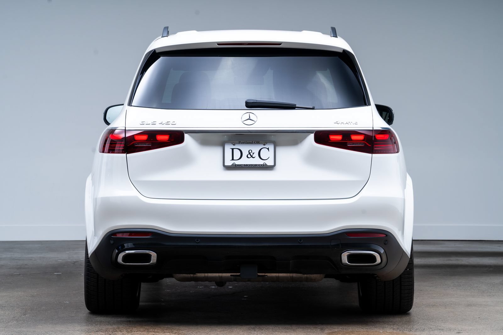 Used 2025 Mercedes-Benz GLS 450 4MATIC image 5