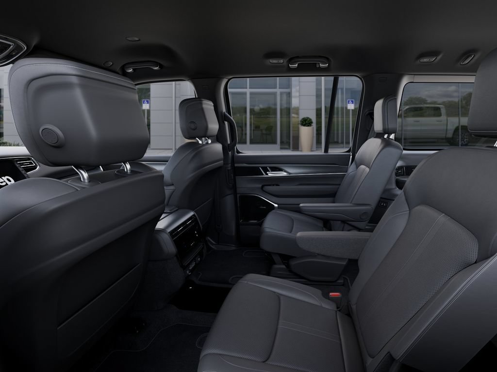 New 2026 Jeep Grand Wagoneer L 2WD image 24