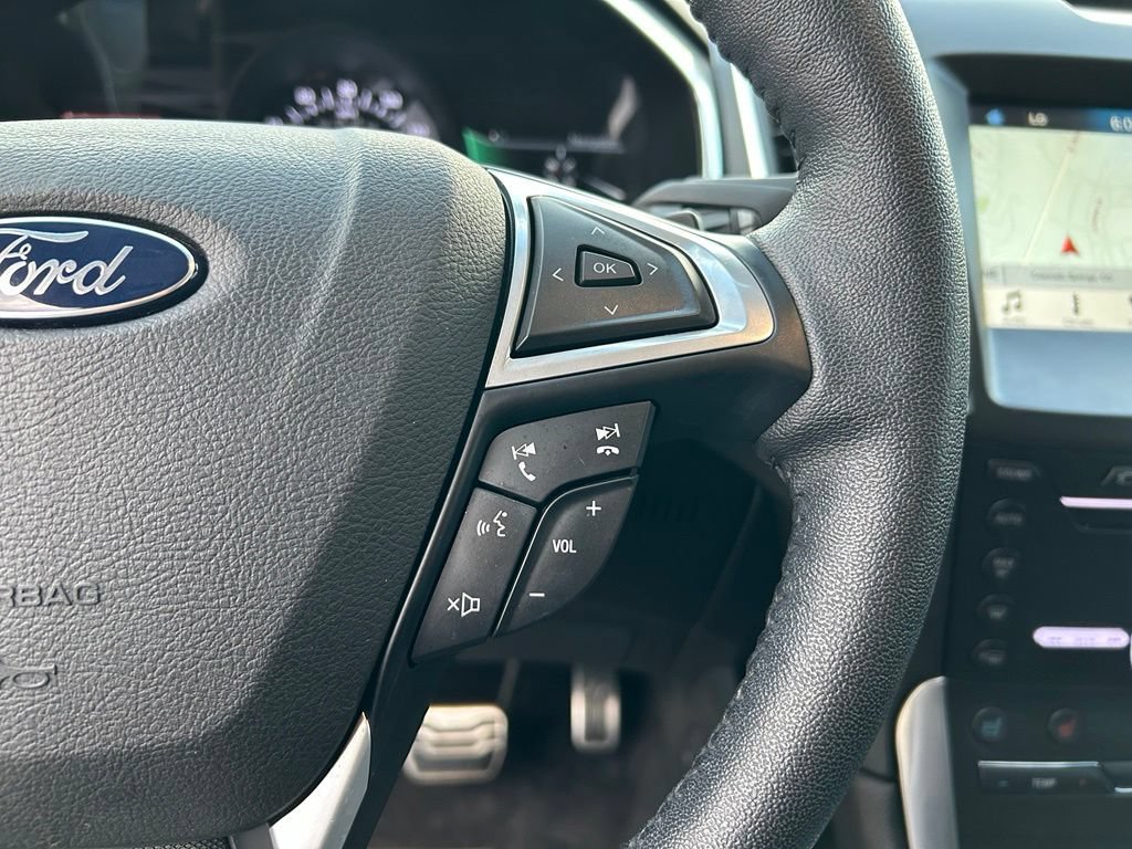 Used 2016 Ford Edge Sport w/ Equipment Group 401A AWD/4WD image 17