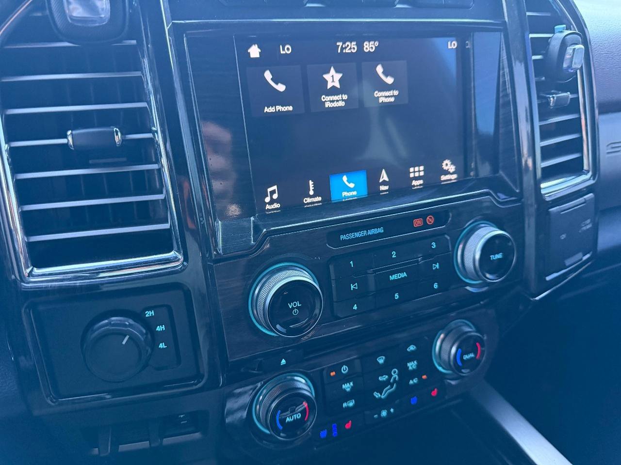 Used 2018 Ford F350 Platinum w/ Platinum Ultimate Package image 18