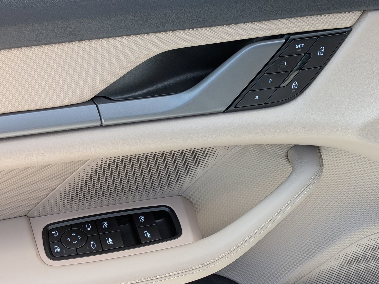 New 2026 Porsche Taycan RWD image 15