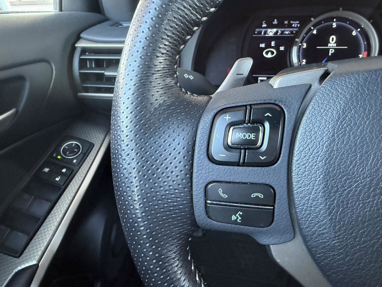 Used 2018 Lexus IS 300 F Sport w/ F Sport Package AWD/4WD image 12