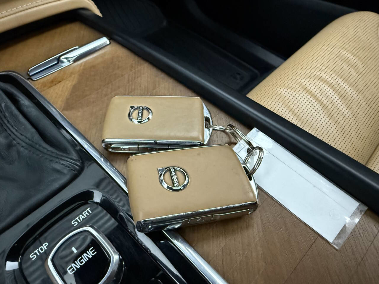 Used 2016 Volvo XC90 T6 AWD/4WD image 21