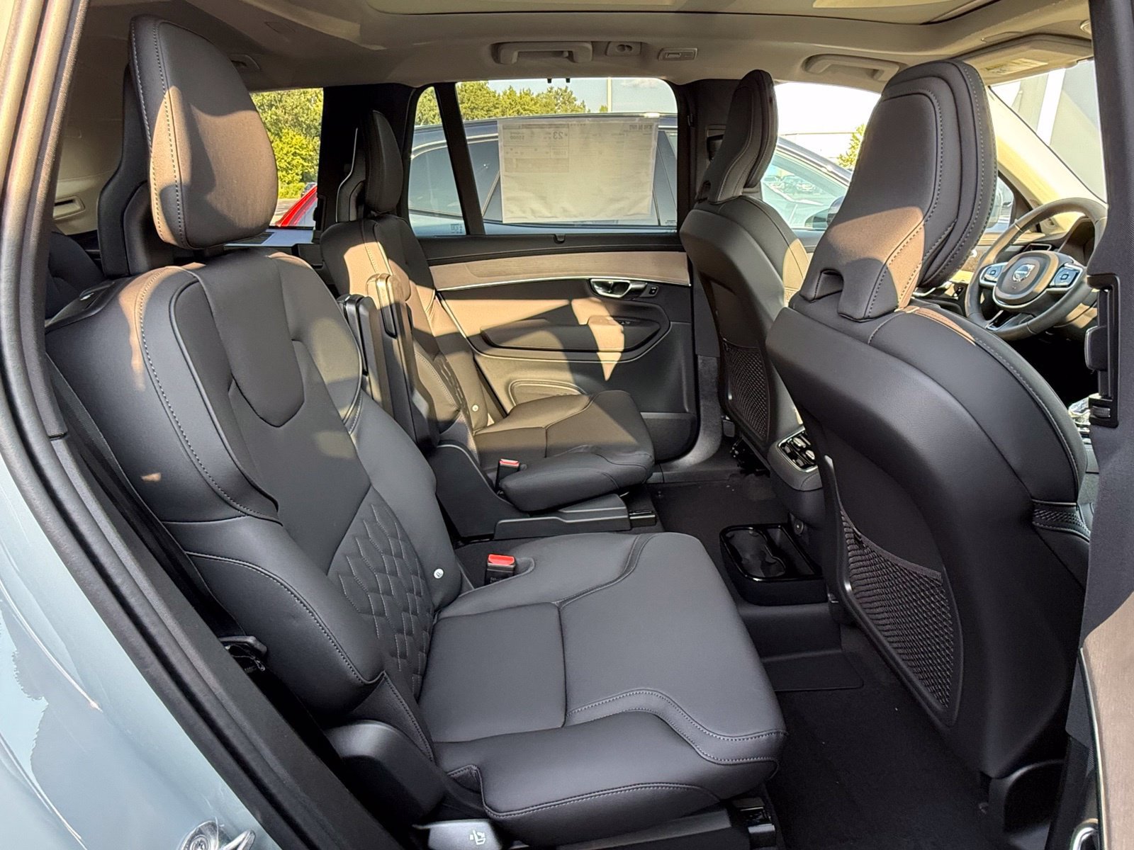 New 2027 Volvo XC90 B6 Plus AWD/4WD image 17