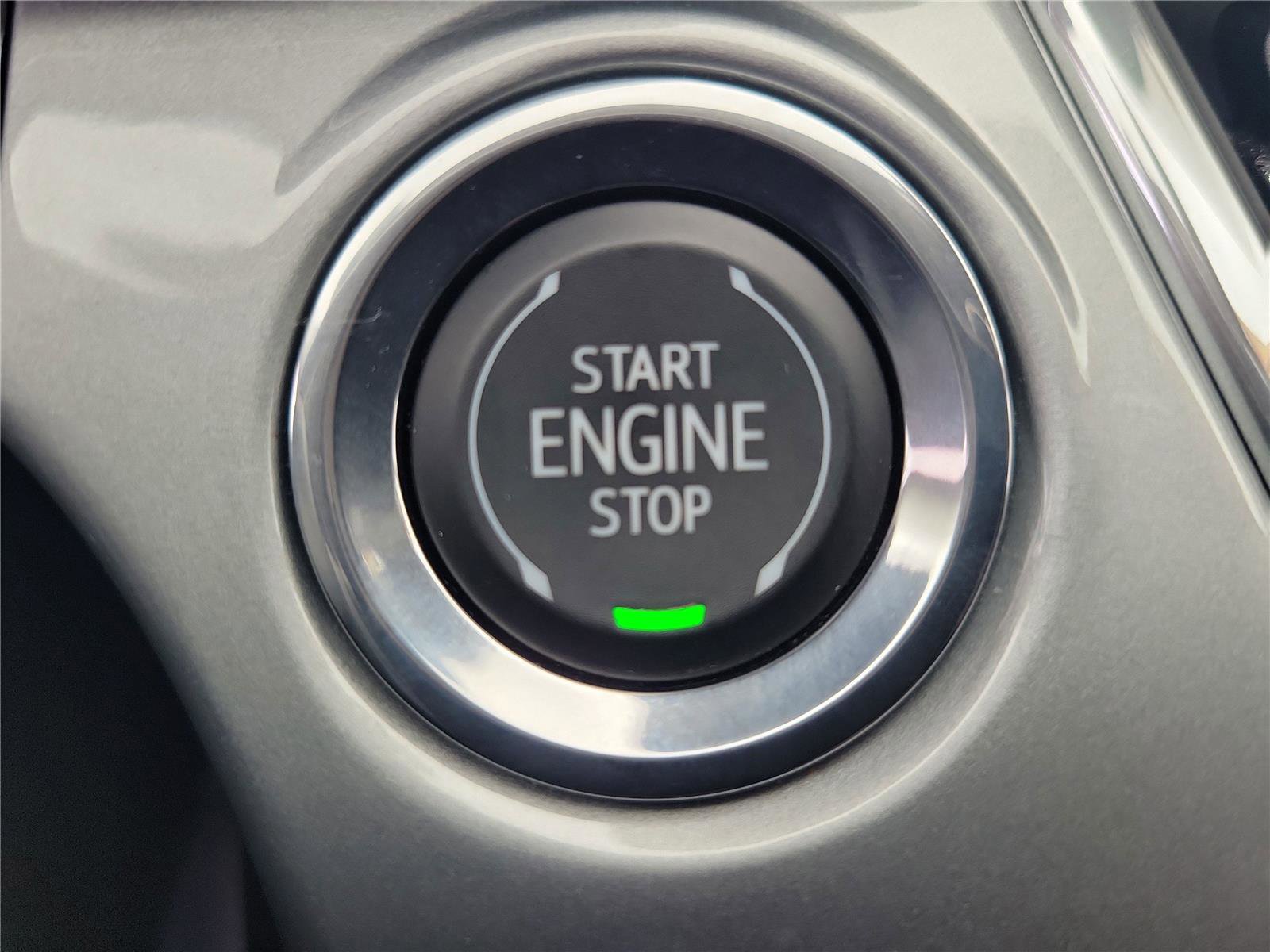 Used 2024 Chevrolet Trax LT w/ Driver Confidence Package image 30