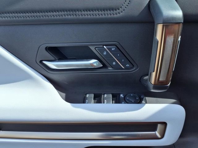 New 2025 GMC Hummer EV 3X image 25