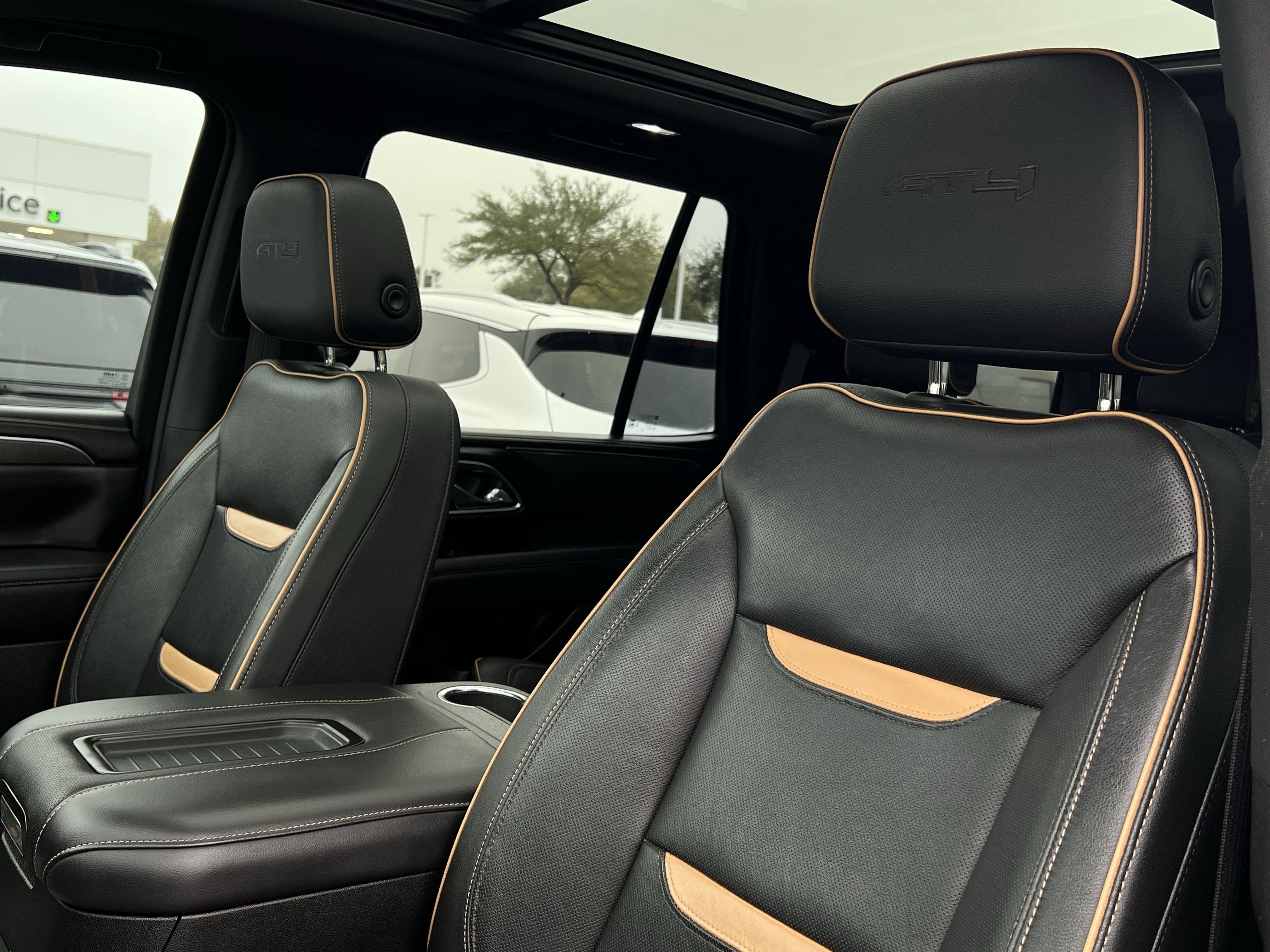 Used 2023 GMC Yukon AT4 image 22