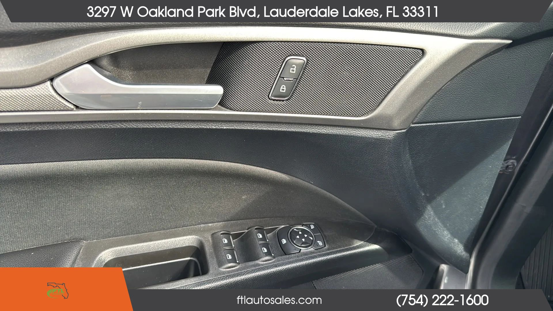 Used 2020 Ford Fusion SE image 20