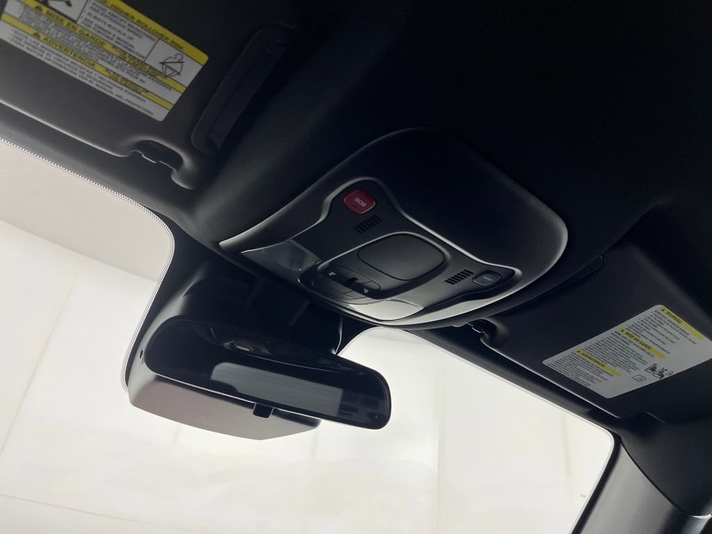 Used 2022 Jeep Renegade Altitude image 27