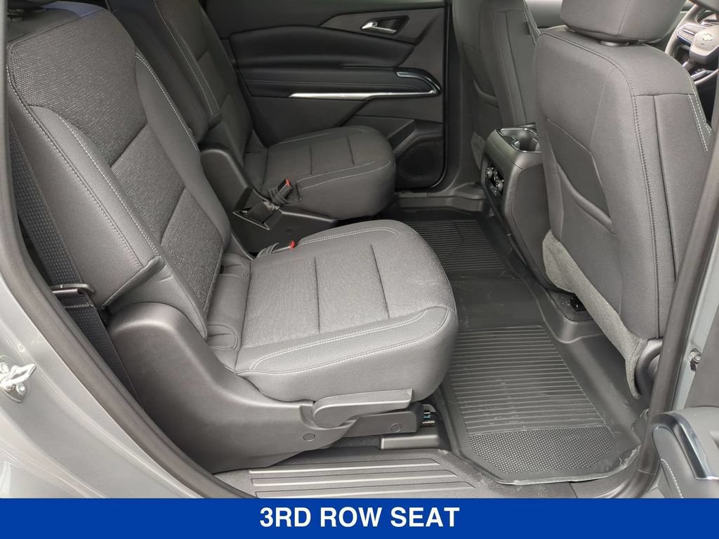 New 2026 Chevrolet Traverse LT w/ Driver Confidence Package AWD/4WD image 21