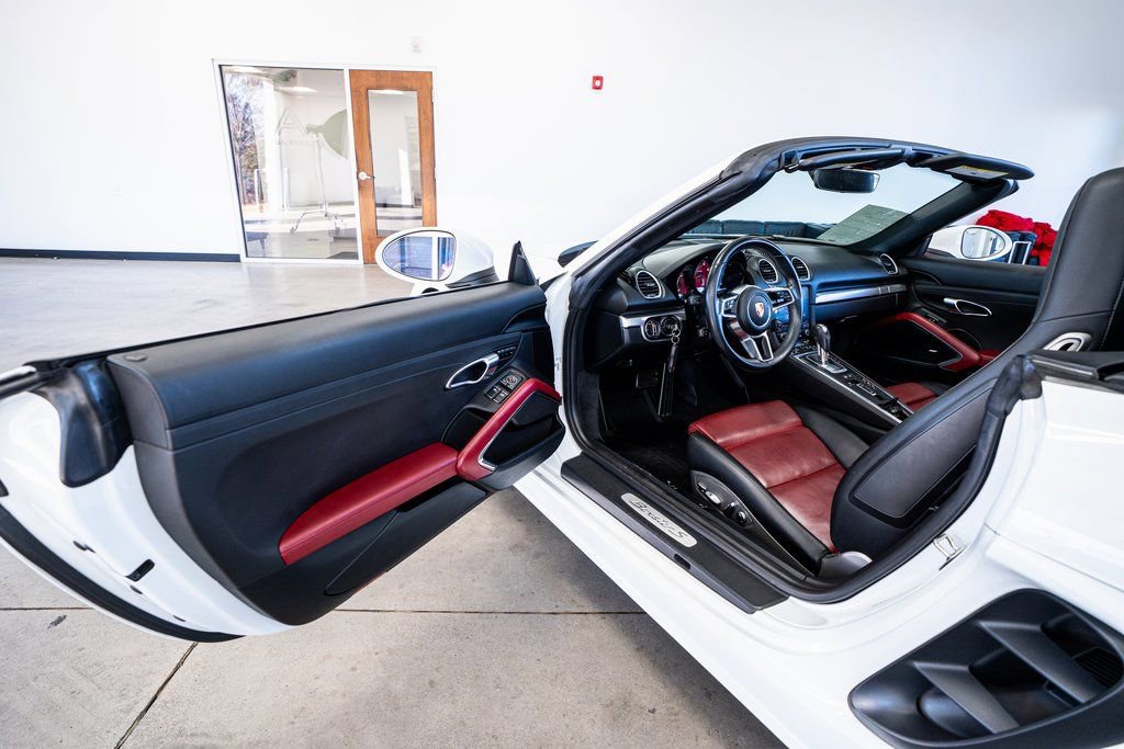 Used 2019 Porsche 718 Boxster image 38