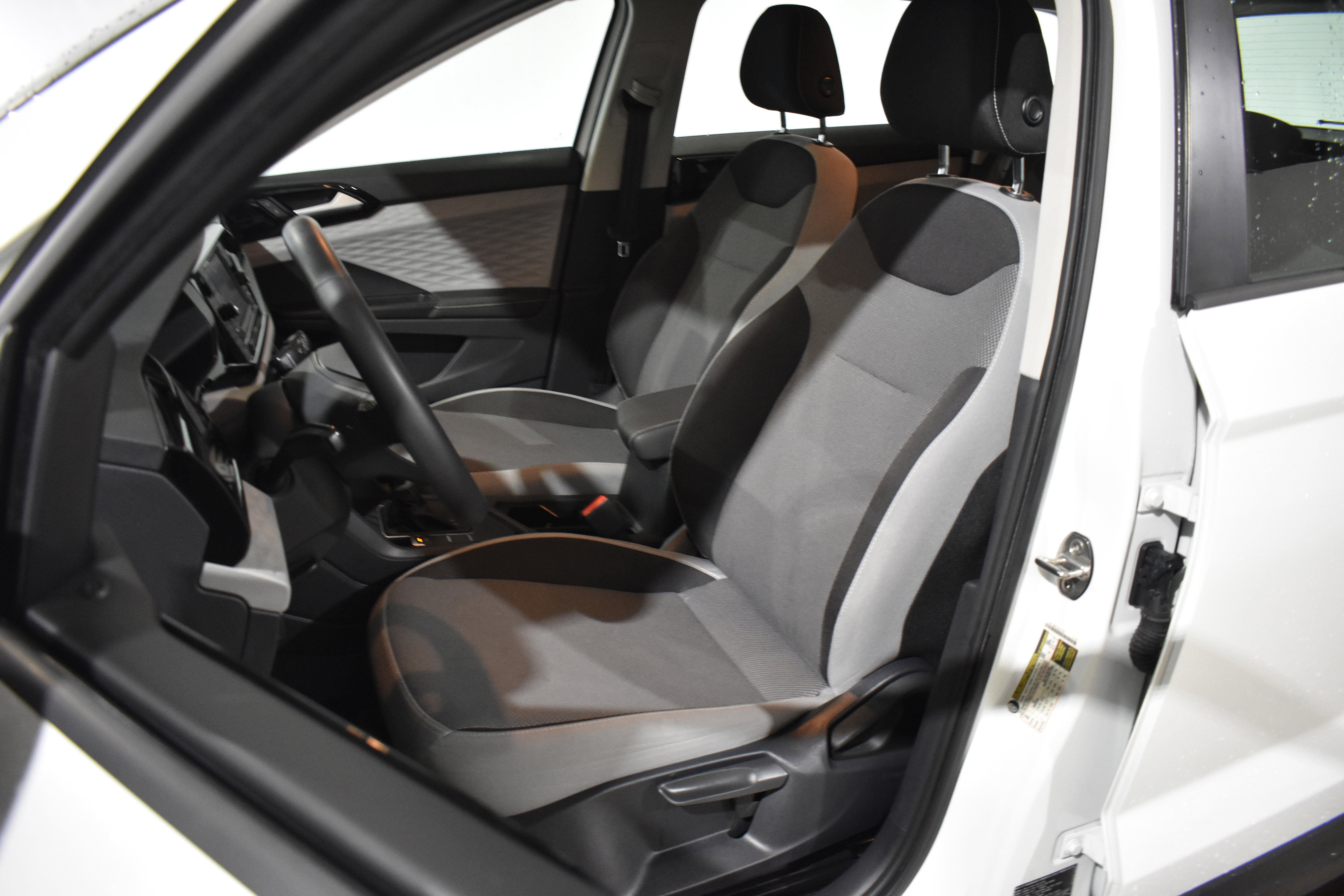 Used 2024 Volkswagen Taos S image 25