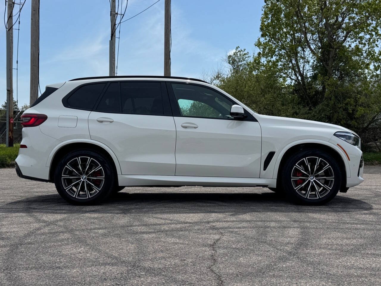 Used 2021 BMW X5 xDrive45e w/ M Sport Package AWD/4WD image 6