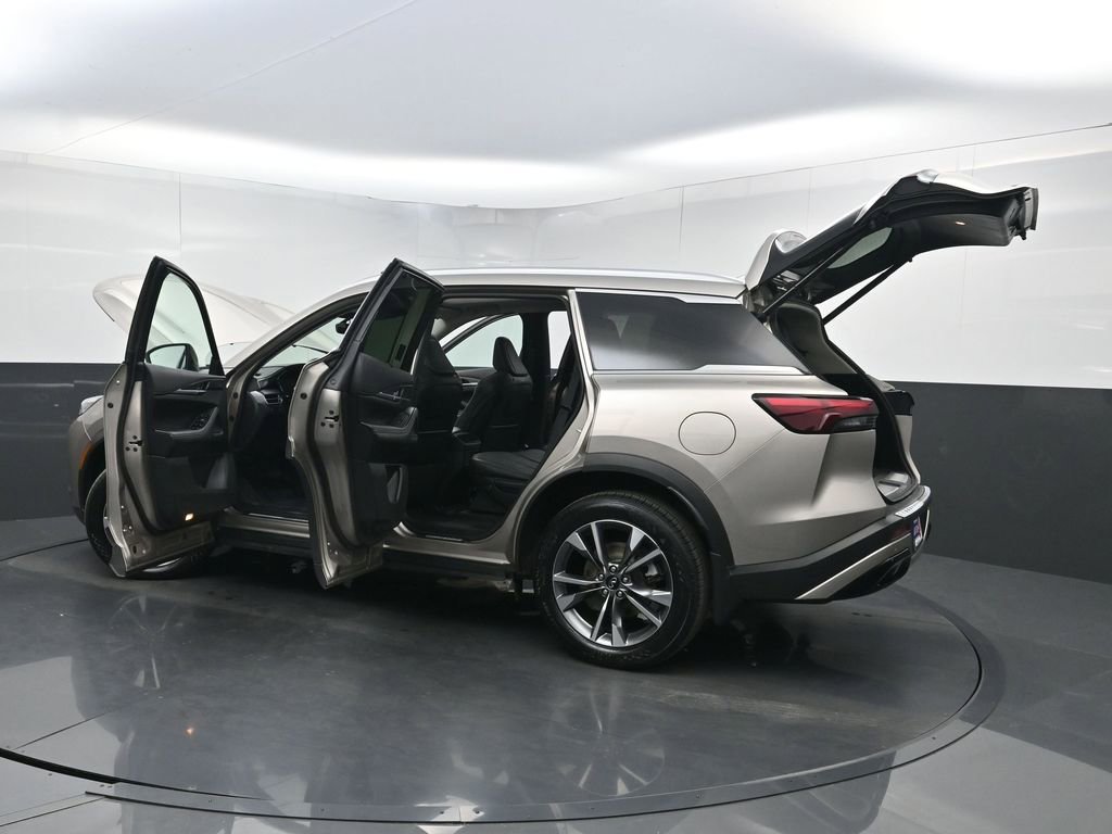 Used 2023 INFINITI QX60 Luxe w/ Cargo Package image 41