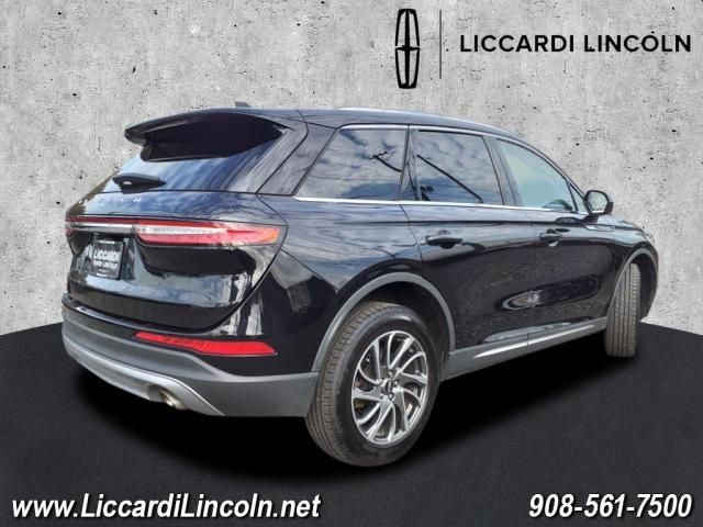 Certified 2021 Lincoln Corsair AWD w/ Equipment Group 101A image 2