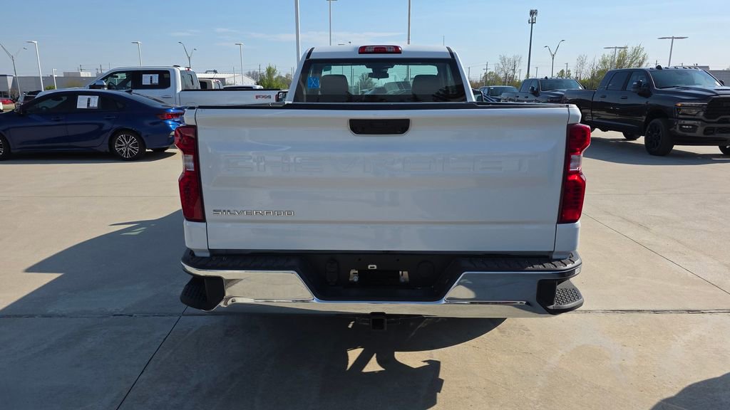 Used 2025 Chevrolet Silverado 1500 W/T image 4