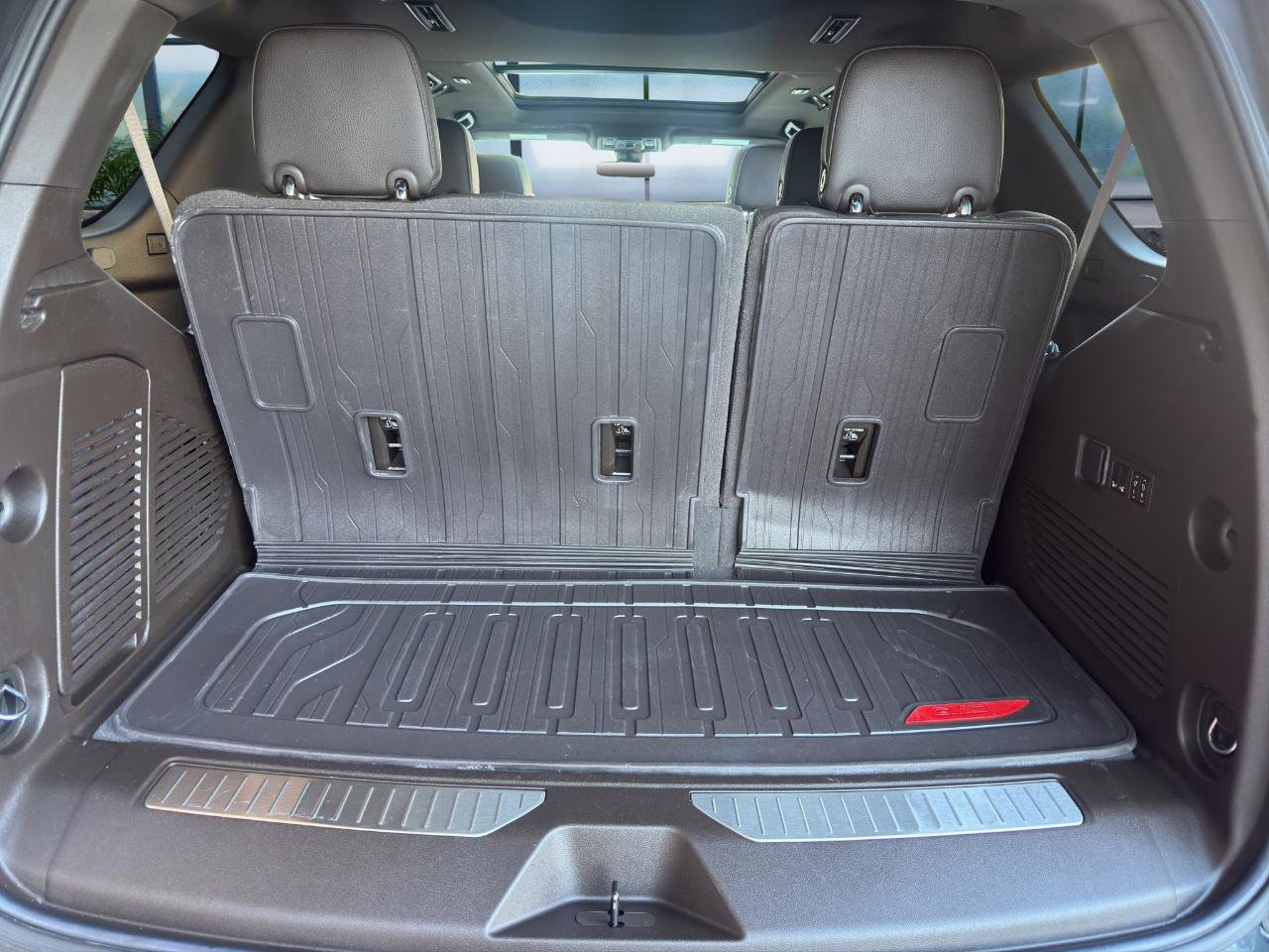 Used 2021 GMC Yukon Denali image 21