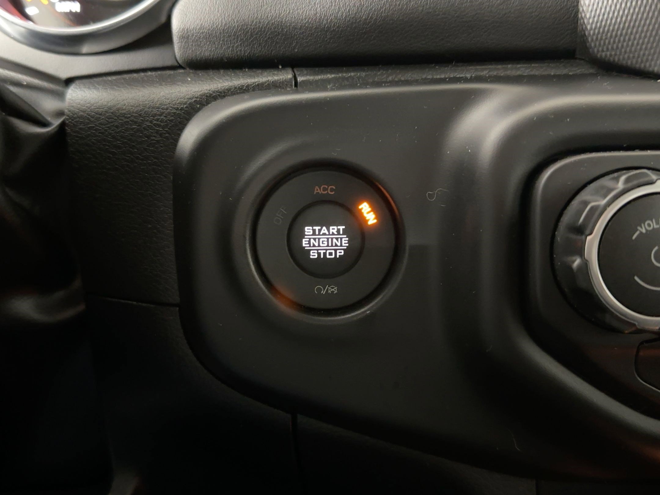 Used 2022 Jeep Gladiator Overland w/ Popular Equipment Package image 26