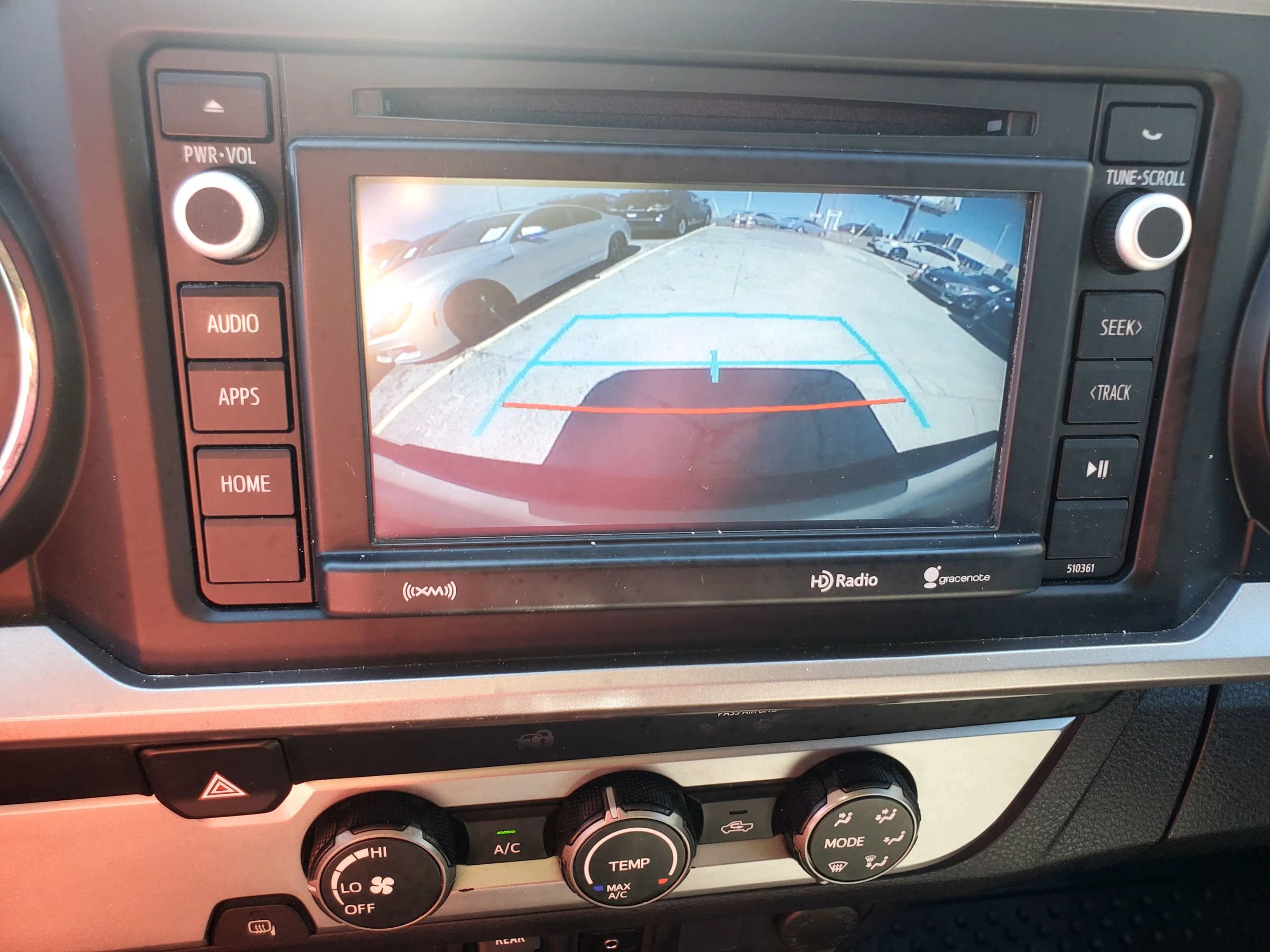 Used 2019 Toyota Tacoma SR5 RWD image 3
