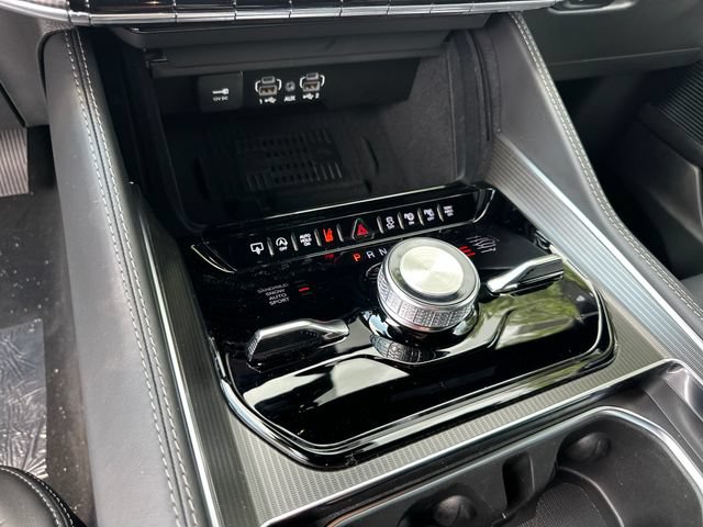 New 2026 Jeep Grand Wagoneer L Summit AWD/4WD image 27