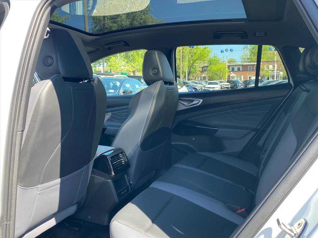 Certified 2024 Volkswagen ID.4 S image 20