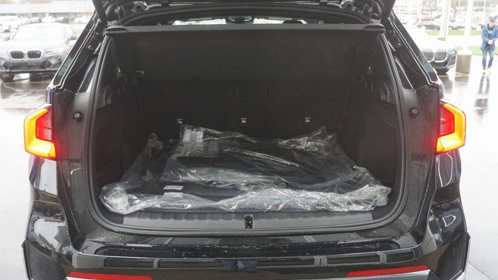 New 2026 BMW X1 xDrive28i w/ Convenience Package image 5